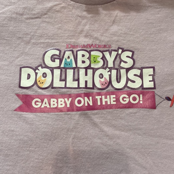 Dreamworks Gabby’s Dollhouse Gabby on the Go! Shirt - Picture 2 of 5